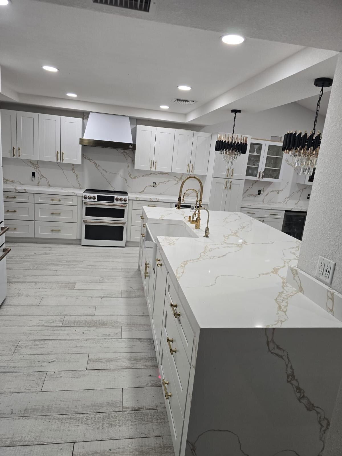 Full-Height Backsplash Kitchen
